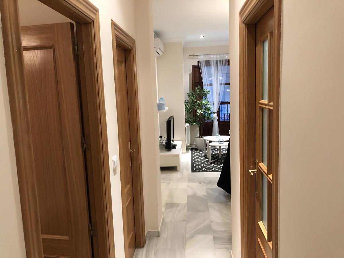 Апартаменты Ibericabeds Plaza Nueva Гранада Экстерьер фото